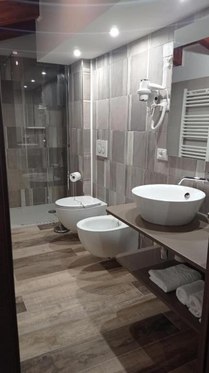 Hotel Ristorante Caligiuri Decollatura Buitenkant foto
